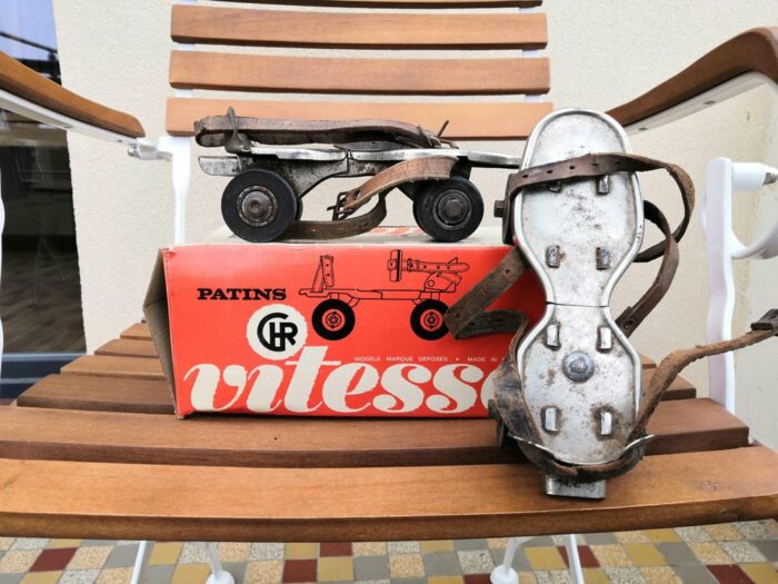 Anciens patins à roulette Vitesse made in France