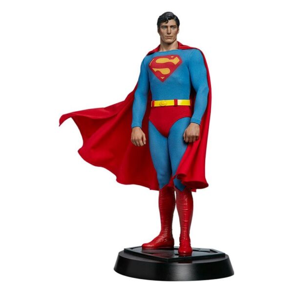 Superman Christopher Reeve Premium Format 1/4 Statue - Superman: The Movie - Sideshow Collectibles